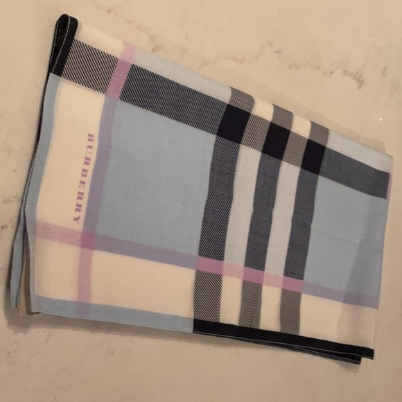 Authentic Burberry Blue Label Crestbridge Wrap / Handkerchief, 100% Cotton - Picture 4 of 4